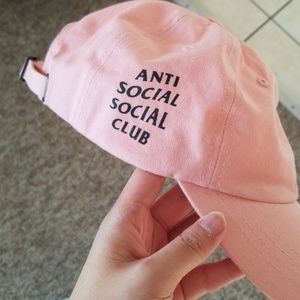 Anti social social pink cap